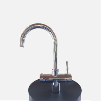 Boiling hot water on demand