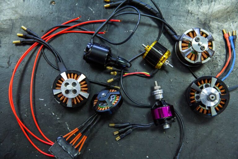 Inner rotor brushless DC motors