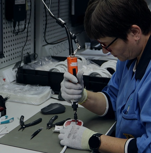 Box-build electronics assembly at EKTOS TECHTO